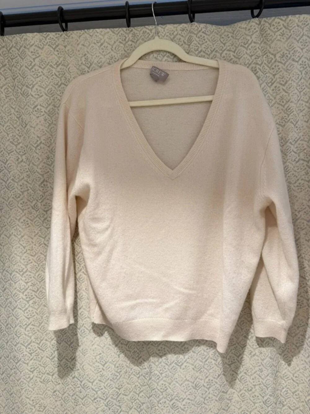J Crew Cream cashmere oversized v-neck